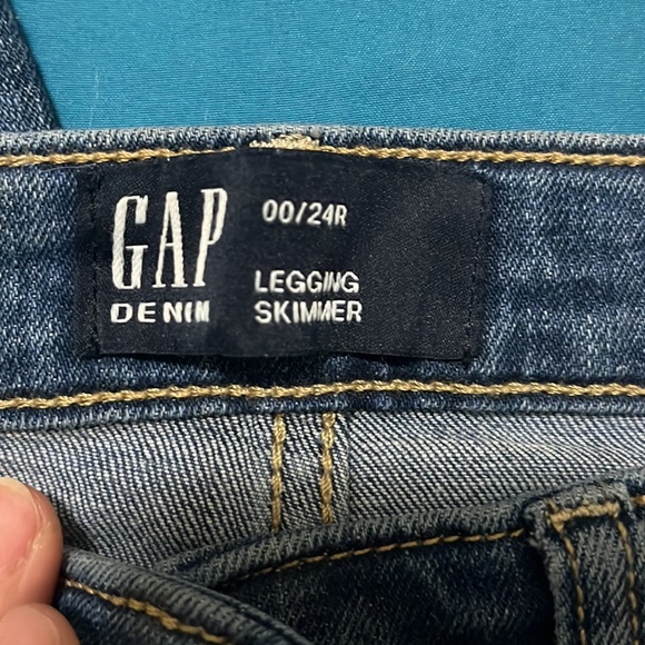 GAP Legging Skimmer - Picture 2 of 4